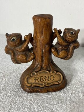 Vintage Reno Nevada Squirrels in Tree Ceramic Salt & Pepper Shakers Cottagecore